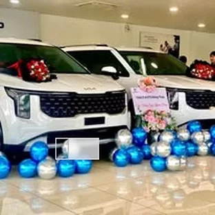 Kia Đồng Tháp - Một buổi xem xe thực tế của khách hàng.